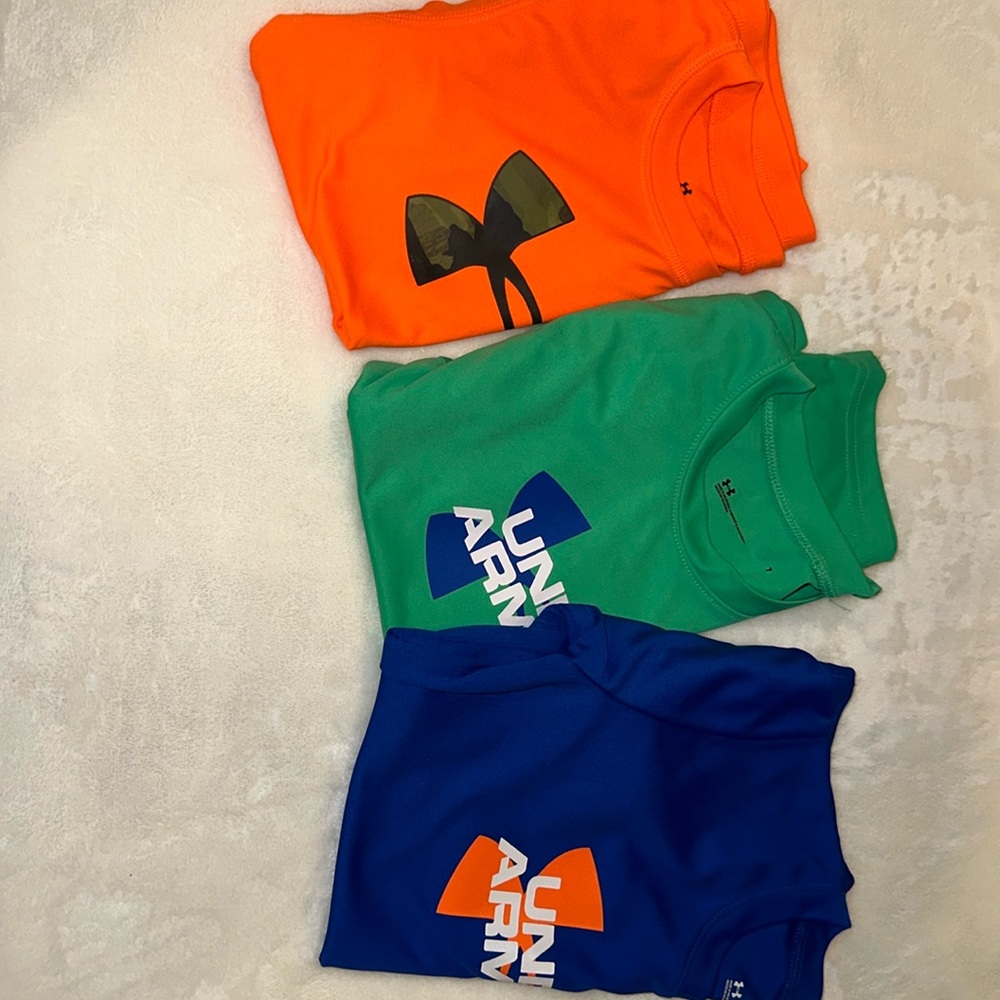 Boys Under Armour shirts.  Size 7 YSM. Lot of 3